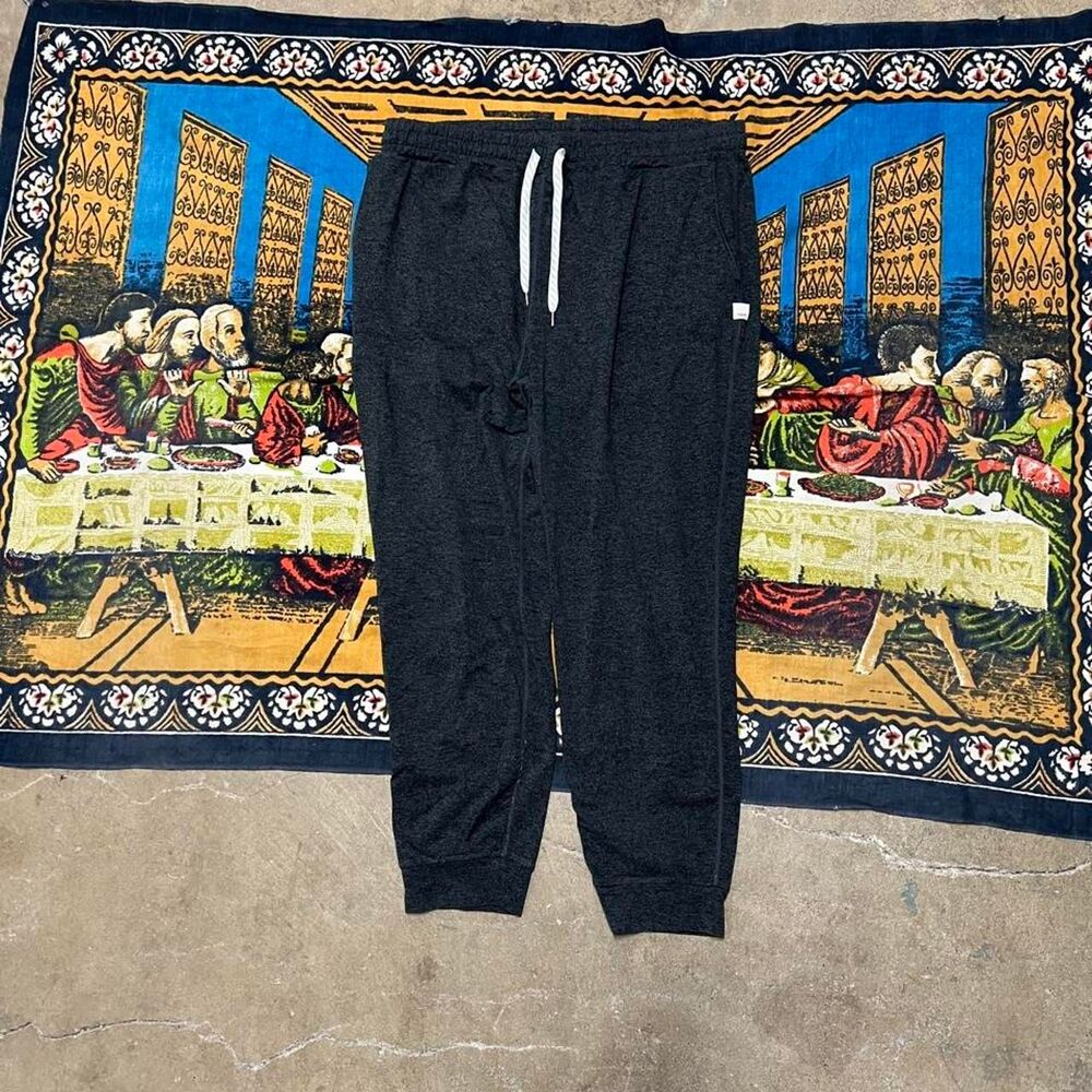 Grey Vuori Performance Joggers Women’s Size XL Vuori Dreamknit VW303 Stretch